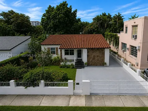 4240 SW 14th Street Miami FL 33134