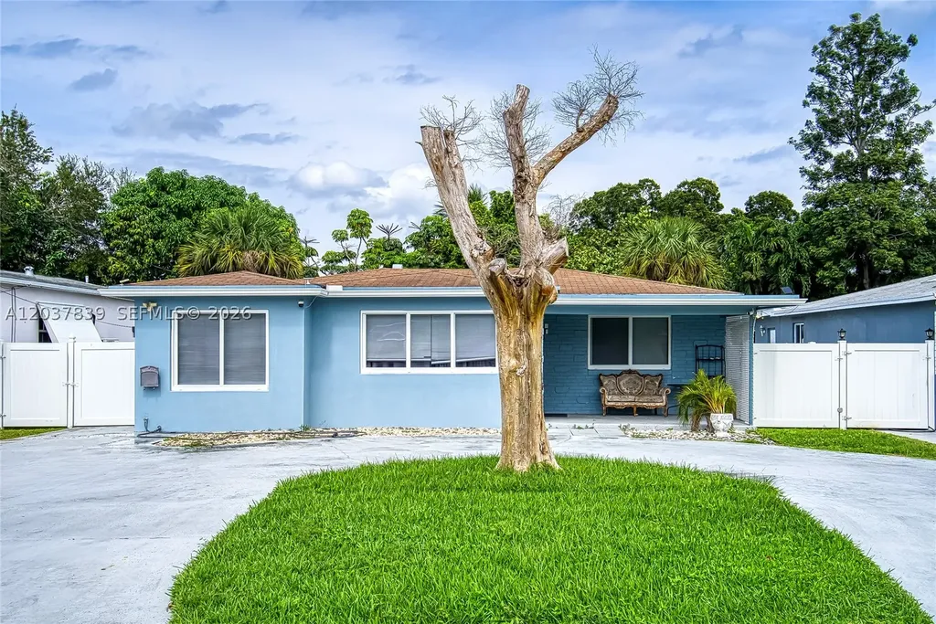 644 SW 7th Court Hallandale Beach FL 33009