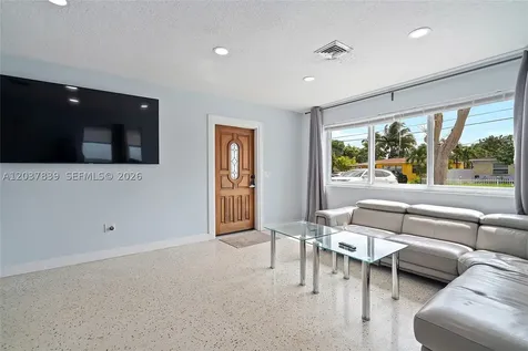 644 SW 7th Court Hallandale Beach FL 33009