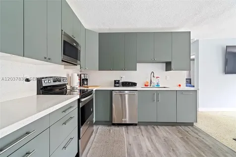 644 SW 7th Court Hallandale Beach FL 33009