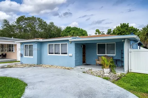 644 SW 7th Court Hallandale Beach FL 33009