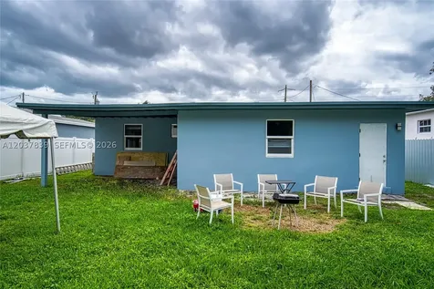 644 SW 7th Court Hallandale Beach FL 33009