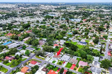 644 SW 7th Court Hallandale Beach FL 33009