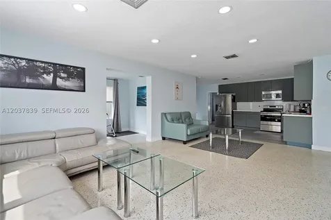 644 SW 7th Court Hallandale Beach FL 33009