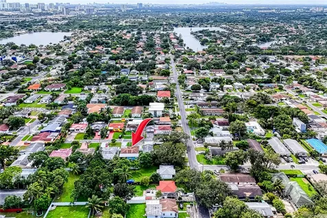 644 SW 7th Court Hallandale Beach FL 33009