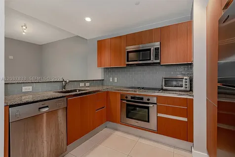 1050 Brickell Avenue Miami FL 33131