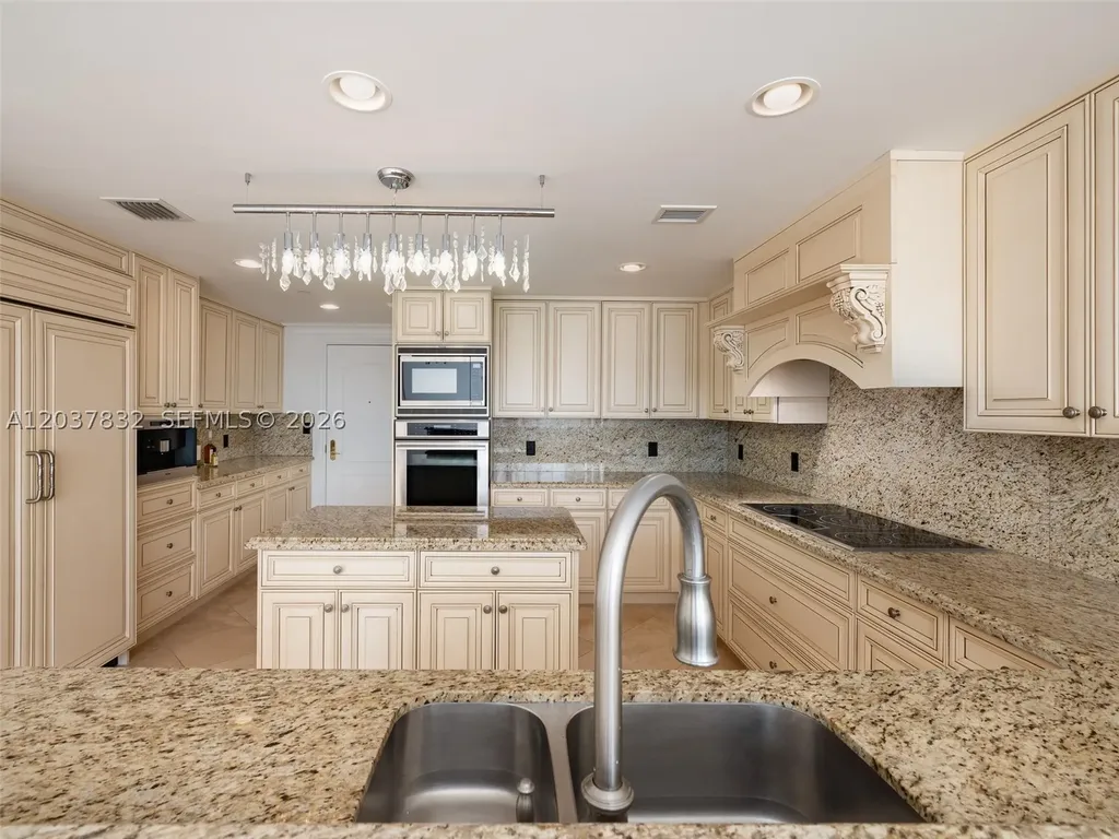 200 E Palmetto Park Road Boca Raton FL 33432