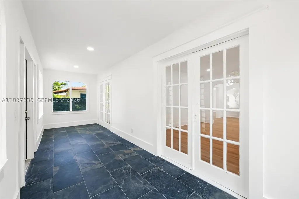 1954 Dewey Street Hollywood FL 33020