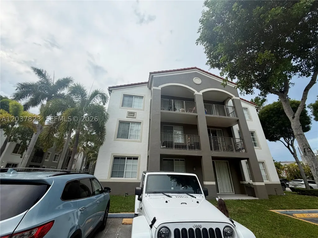 6861 SW 44th Street Miami FL 33155