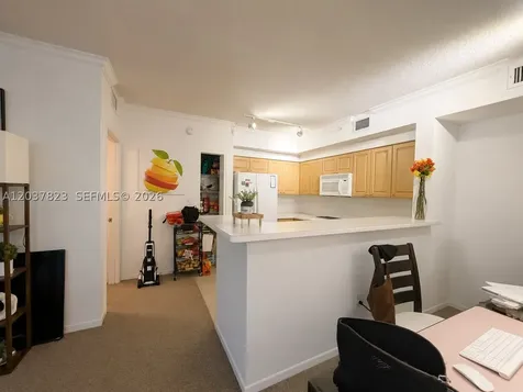 6861 SW 44th Street Miami FL 33155