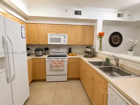 6861 SW 44th Street Miami FL 33155