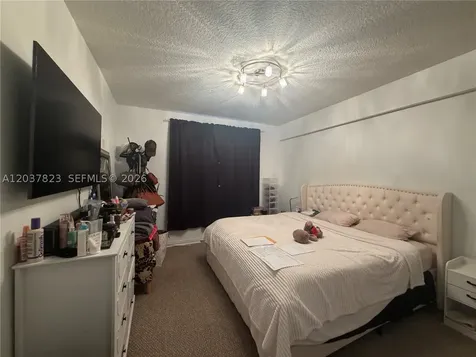 6861 SW 44th Street Miami FL 33155