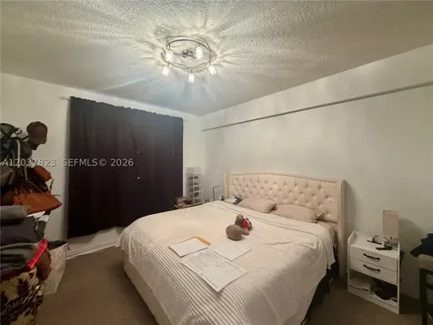 6861 SW 44th Street Miami FL 33155