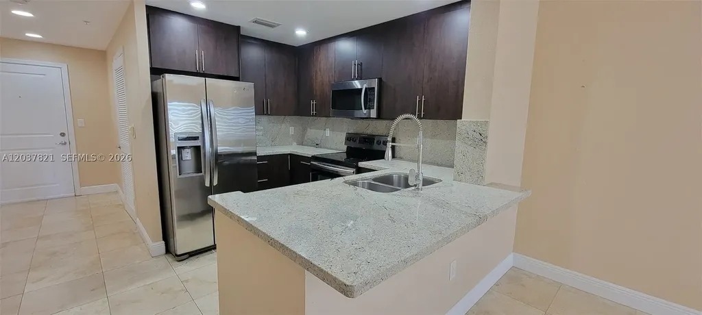 10 Aragon Avenue Coral Gables FL 33134
