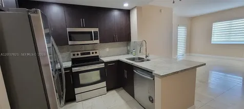 10 Aragon Avenue Coral Gables FL 33134