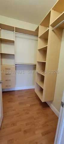 10 Aragon Avenue Coral Gables FL 33134