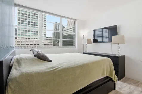 801 Brickell Bay Drive Miami FL 33131