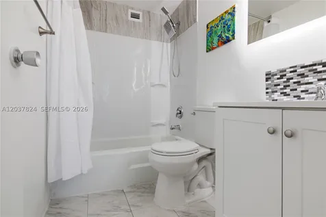 801 Brickell Bay Drive Miami FL 33131
