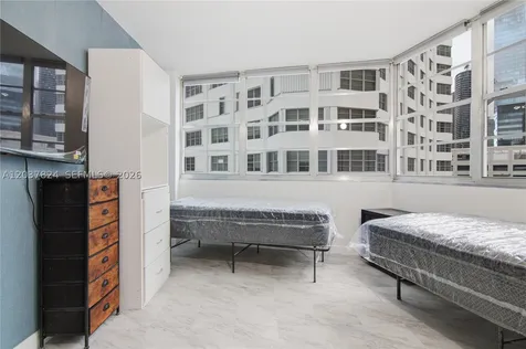 801 Brickell Bay Drive Miami FL 33131