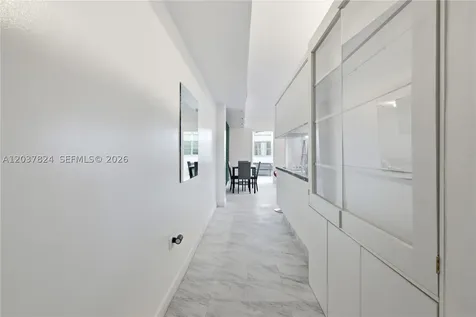 801 Brickell Bay Drive Miami FL 33131