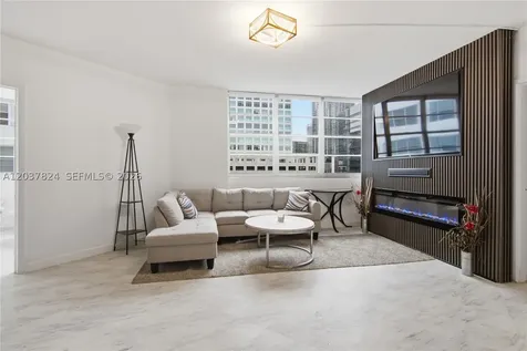 801 Brickell Bay Drive Miami FL 33131