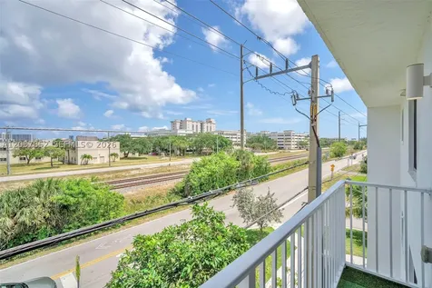 2651 NE 212th Terrace Miami FL 33180