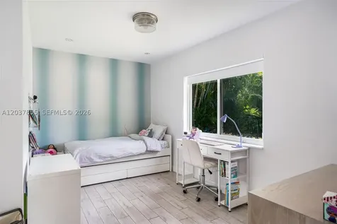 1835 Daytonia Road Miami Beach FL 33141