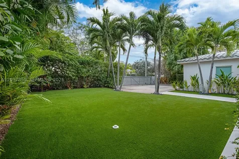 1835 Daytonia Road Miami Beach FL 33141