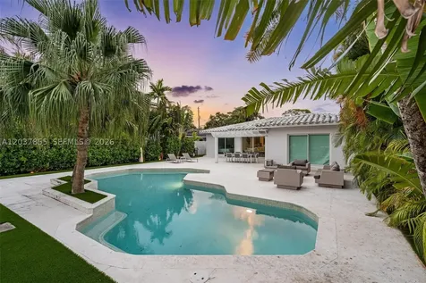 1835 Daytonia Road Miami Beach FL 33141