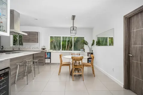 1835 Daytonia Road Miami Beach FL 33141