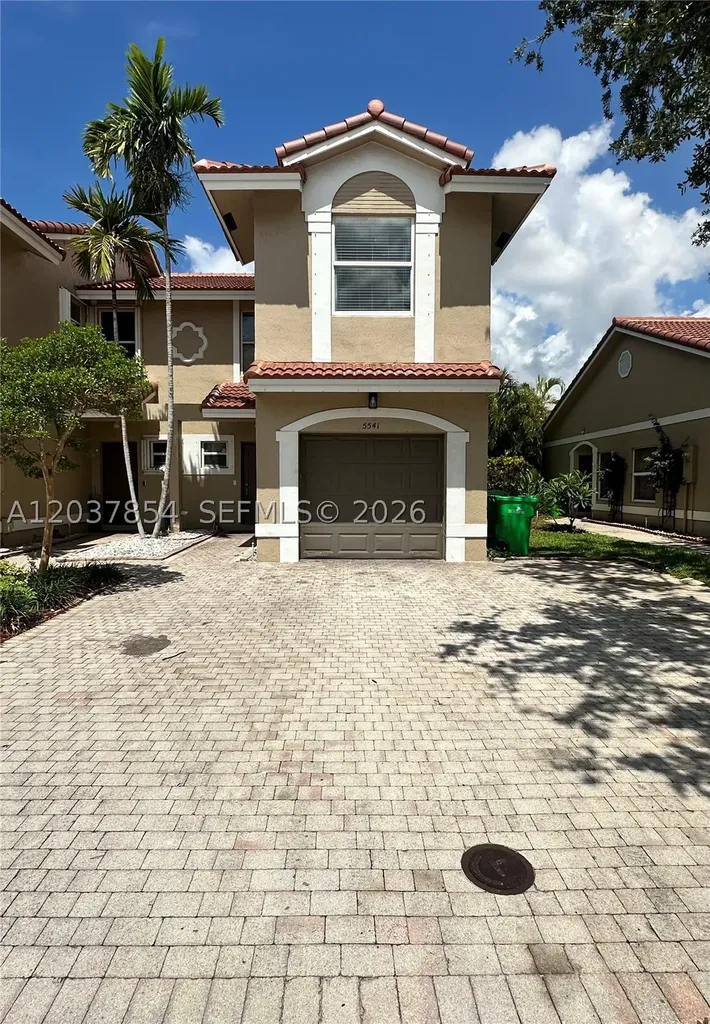 5541 NW 90th Terrace Sunrise FL 33351