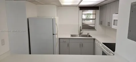 820 NW 87th Avenue Miami FL 33172