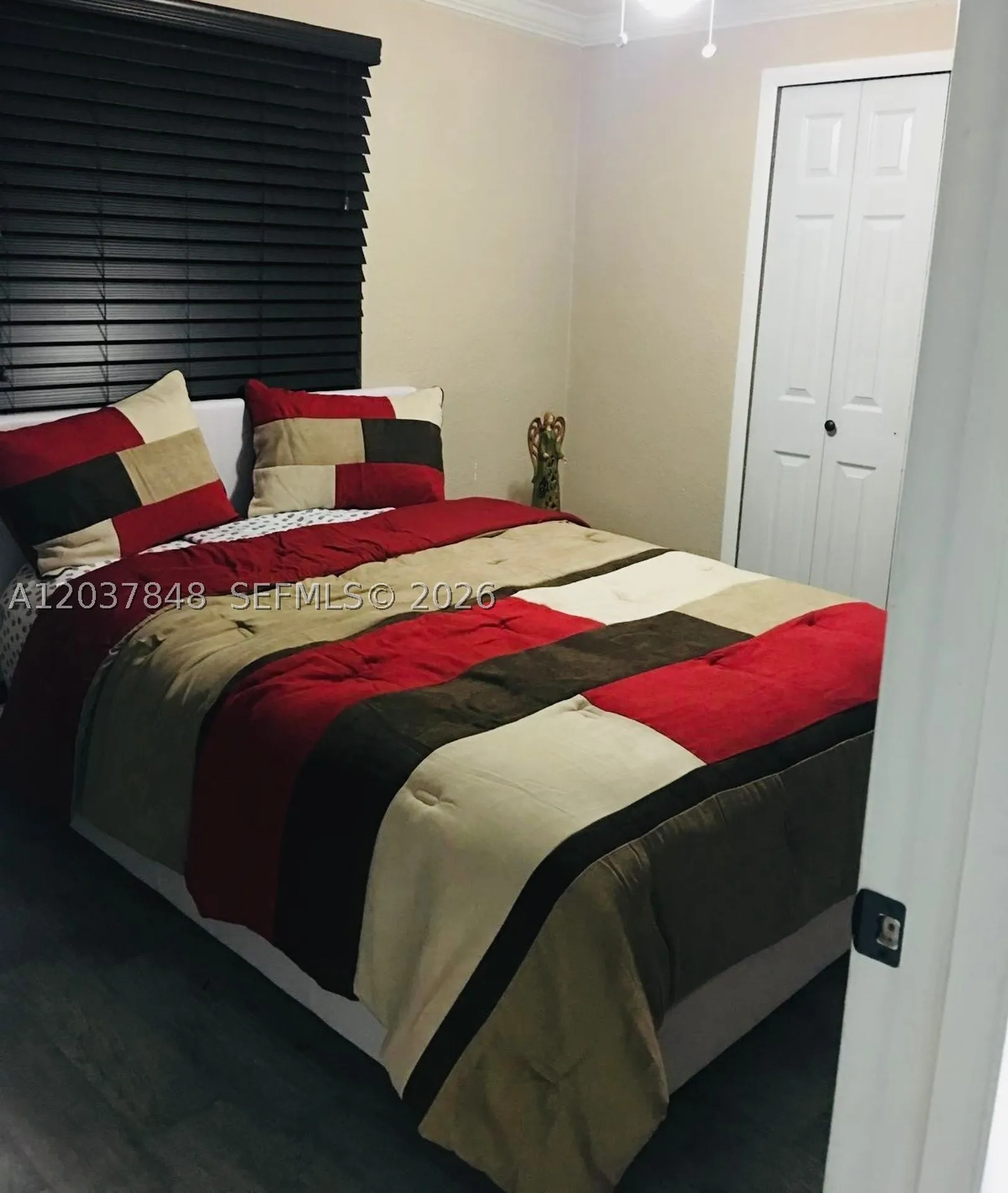 6424 Meade Street Hollywood FL 33024