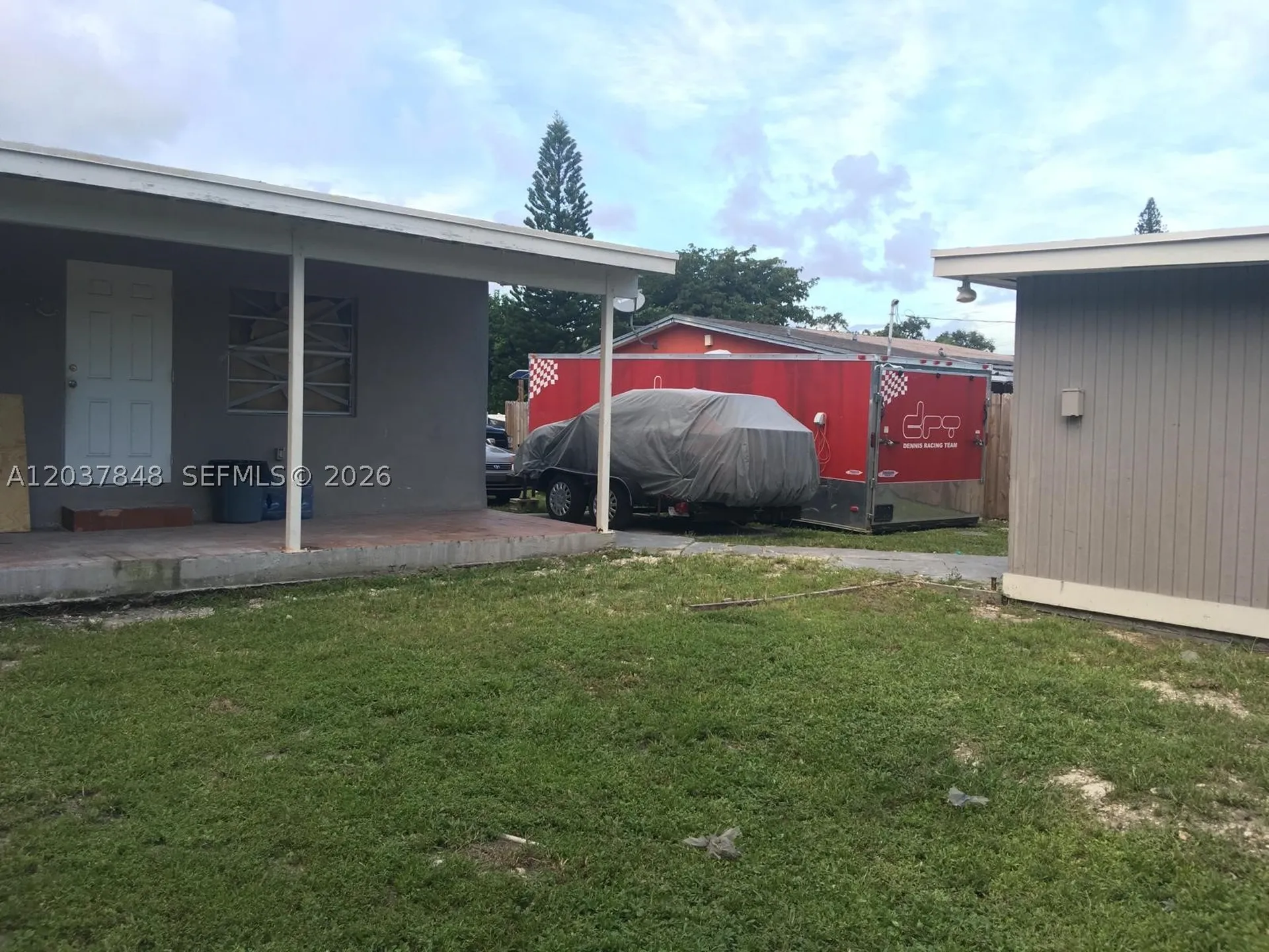 6424 Meade Street Hollywood FL 33024