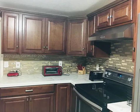 6424 Meade Street Hollywood FL 33024