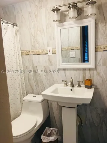 6424 Meade Street Hollywood FL 33024