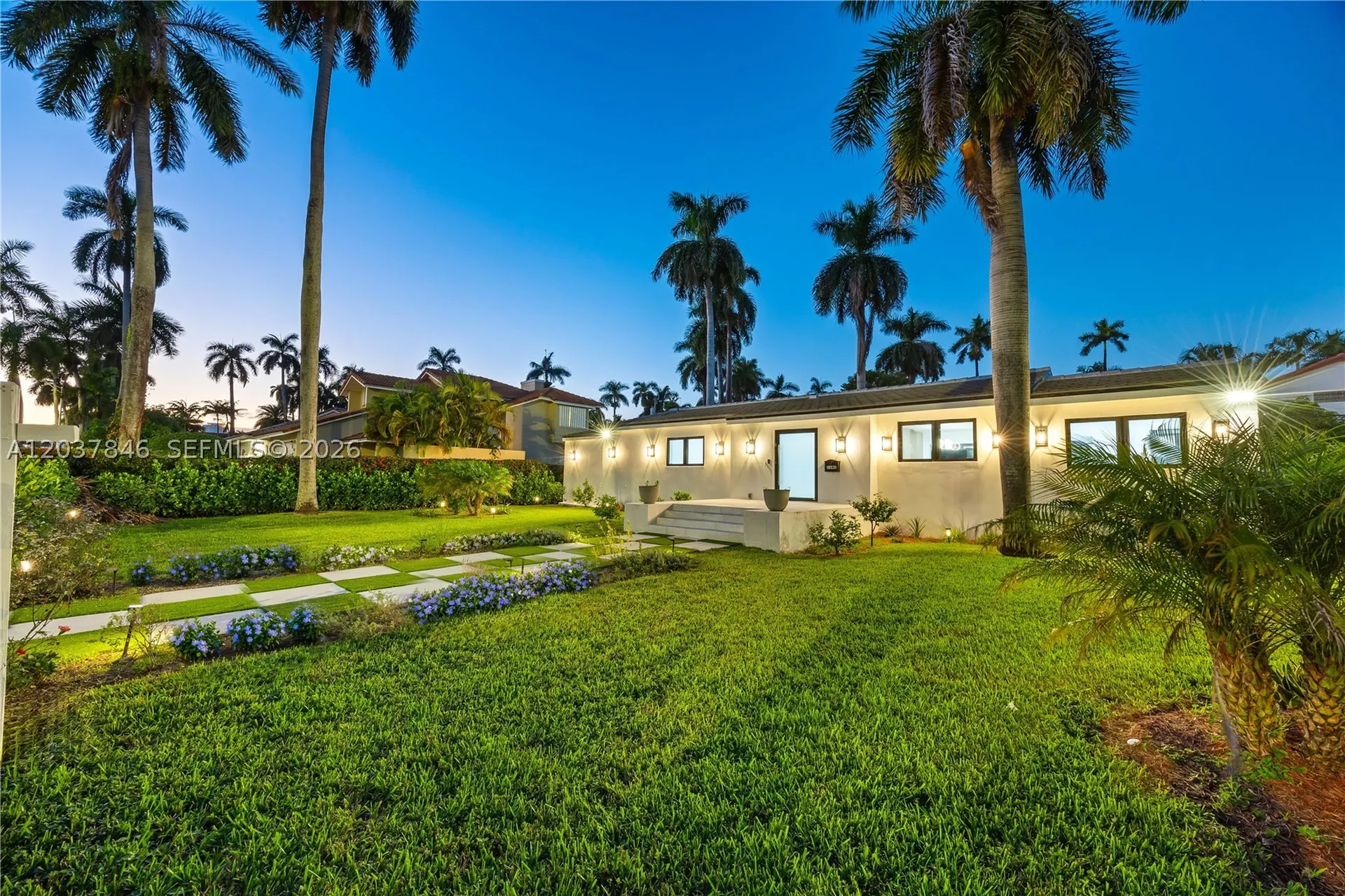 1141 Hollywood Boulevard Hollywood FL 33019