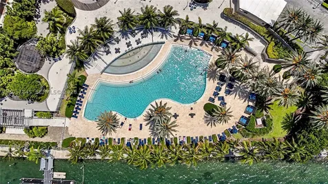 1500 Bay Road Miami Beach FL 33139