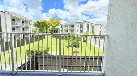 4910 NW 79th Avenue Doral FL 33166
