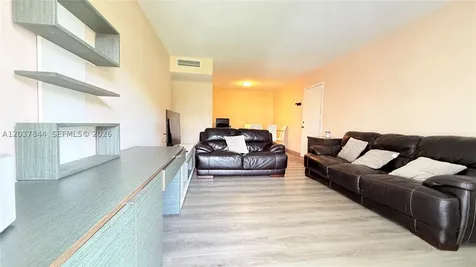 4910 NW 79th Avenue Doral FL 33166