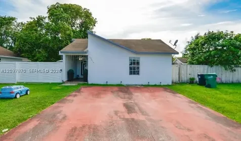 15216 SW 112th Place Miami FL 33157