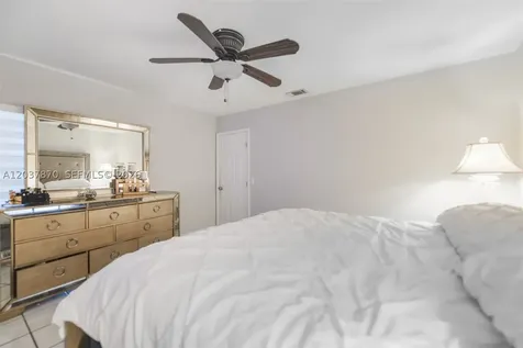 15216 SW 112th Place Miami FL 33157