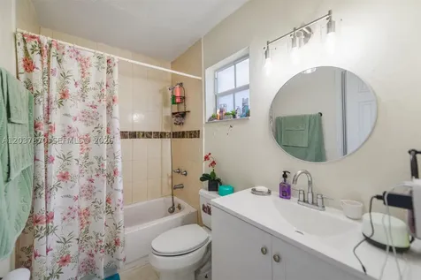 15216 SW 112th Place Miami FL 33157