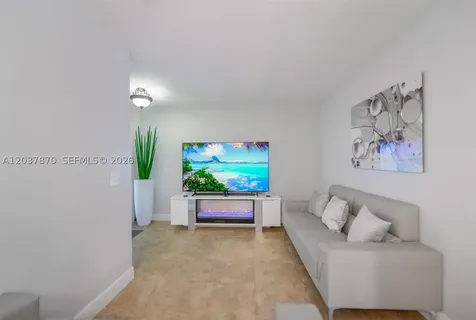 15216 SW 112th Place Miami FL 33157