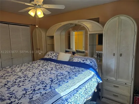 19500 SW 87th Avenue Cutler Bay FL 33157