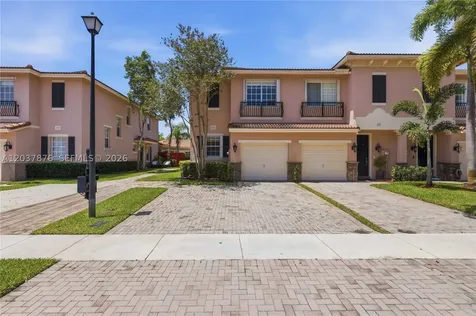 277 Las Brisas Circle Sunrise FL 33326
