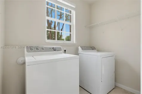 277 Las Brisas Circle Sunrise FL 33326