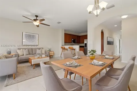 277 Las Brisas Circle Sunrise FL 33326