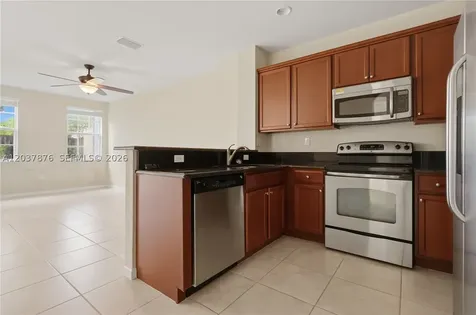 277 Las Brisas Circle Sunrise FL 33326