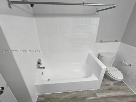 Lauderdale Lakes FL 33309